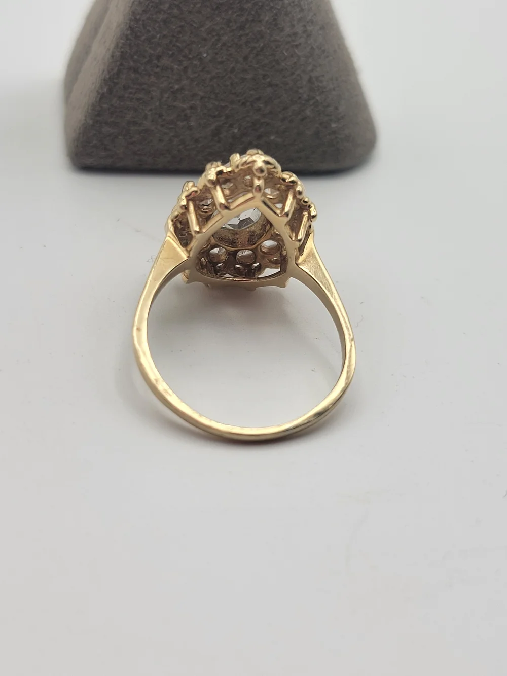 Vintage W/5 14K Cocktail Statement Ring with clear ornate Scalloped Halo Design